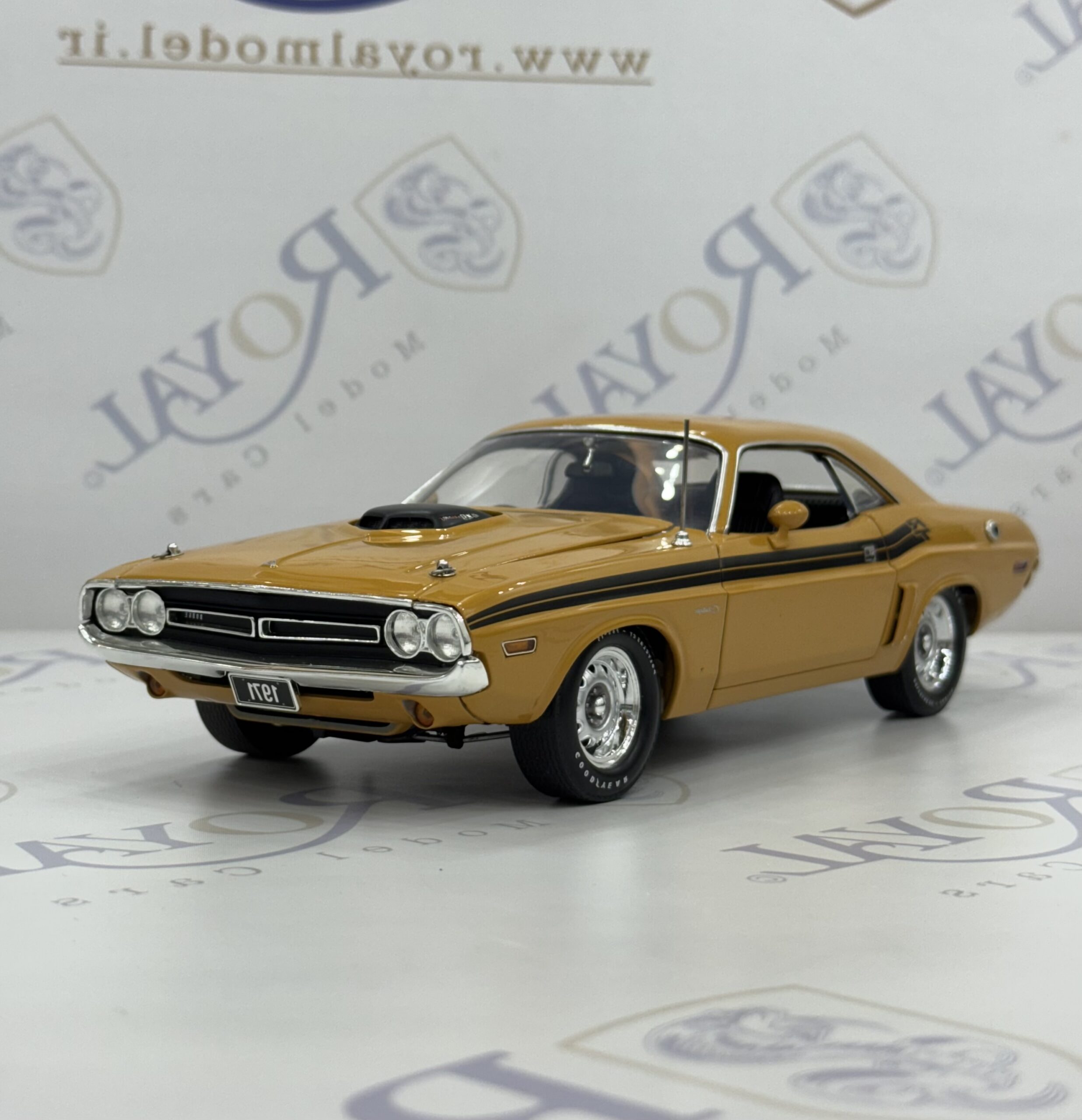 IMG_2023 1971 Dodge Challenger R/T Hemi - تصویر 1